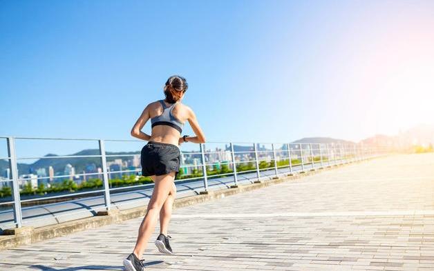 原地跑步有助于健康吗,原地跑步不伤膝盖