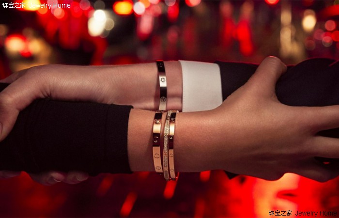 卡地亚love手镯什么颜色好看,卡地亚love手镯10年价格