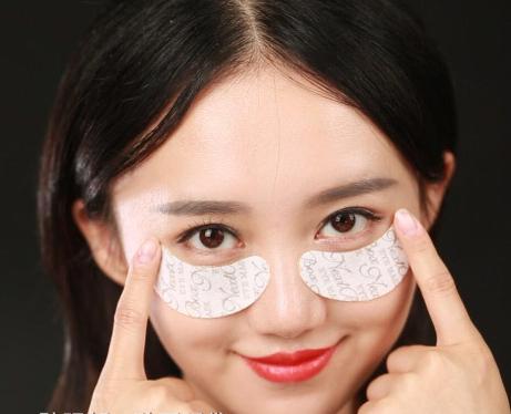 别把卧蚕当眼袋,卧蚕能去眼袋吗