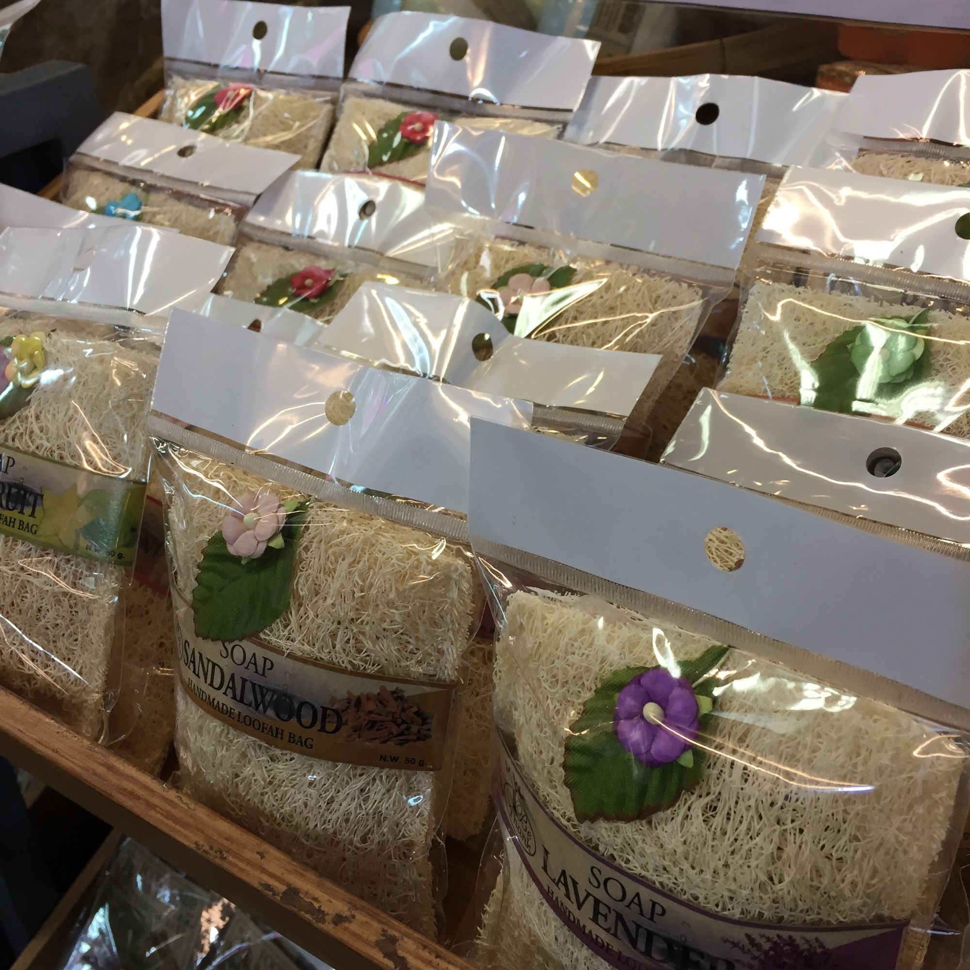 曼谷周日才开放的市集,曼谷周末市场