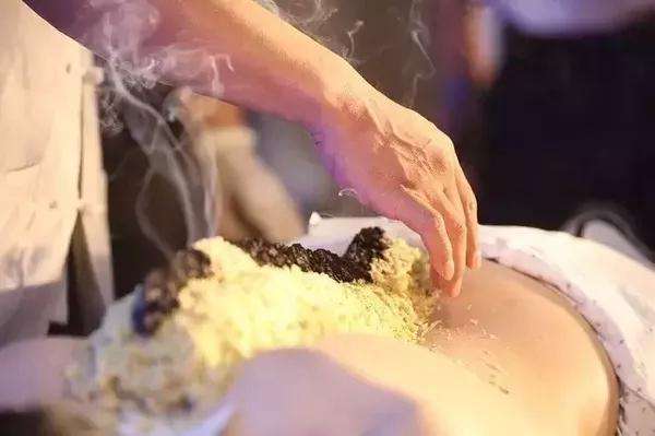 减肥可以艾灸肚子吗,减肥能用艾灸吗