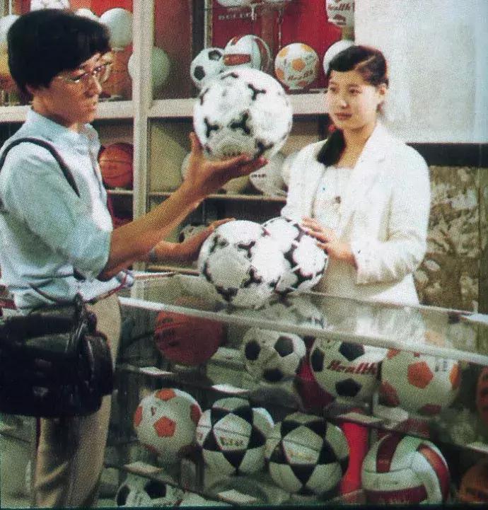 30年前沈阳老照片中街,沈阳市80年代的老照片