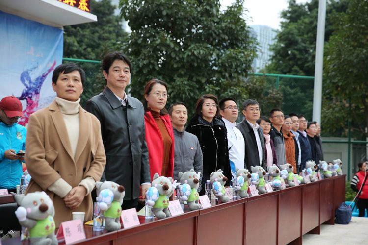 让红领巾校园充满生命的精彩——记台江进一附小体育文化节