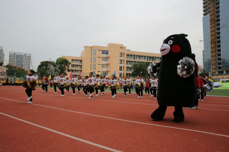 让红领巾校园充满生命的精彩——记台江进一附小体育文化节