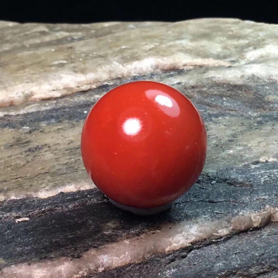 南红缺水的表现,南红玛瑙失水是什么样子