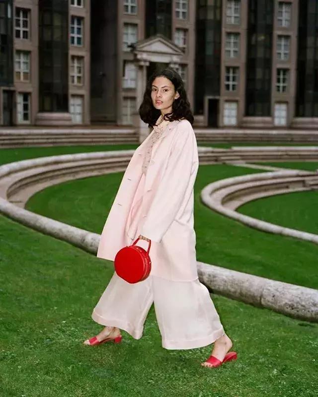 最近很火的五种包包,今年最流行的大牌包包新款