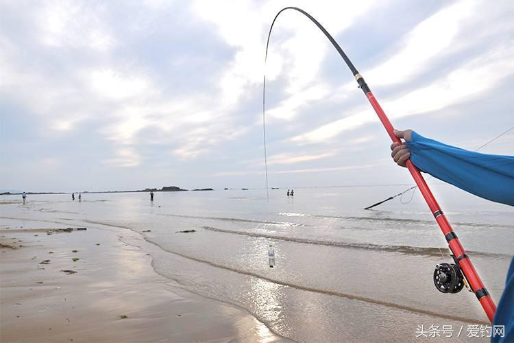 定位矶竿和不定位矶竿使用视频,矶钓竿适合新手吗
