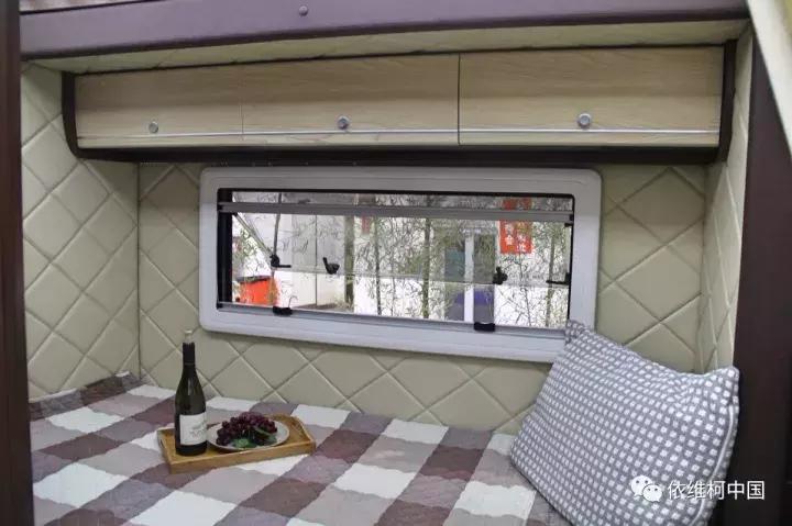 售价百万？大厨房+大床铺！配置奢华！这是你要的旗舰依维柯房车