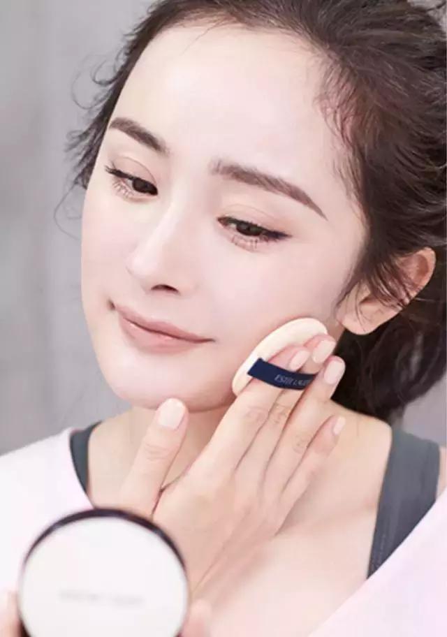 杨树林的粉底真的好轻薄,杨树林的妍活青春粉底液色号