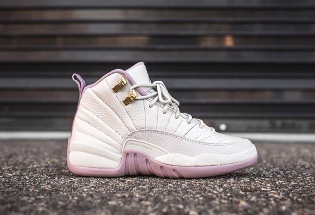 aj蓝白倒钩低帮设计理念,aj系列分老款新款吗