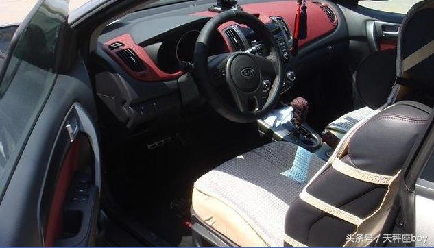 起亚双门轿跑,起亚速迈小轿跑