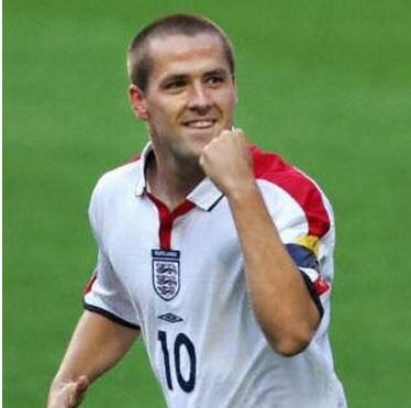 是伤病困扰了他们！如果这十一个玻璃人联手能横扫足坛吗？