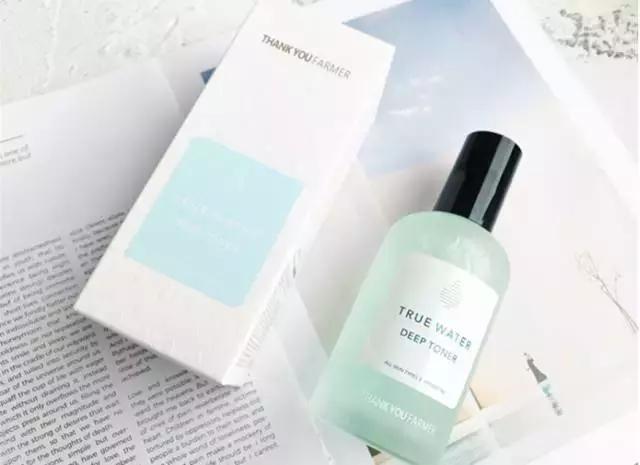 适合干皮的冬季水乳推荐,油皮敏感肌毛孔大适合用什么水乳