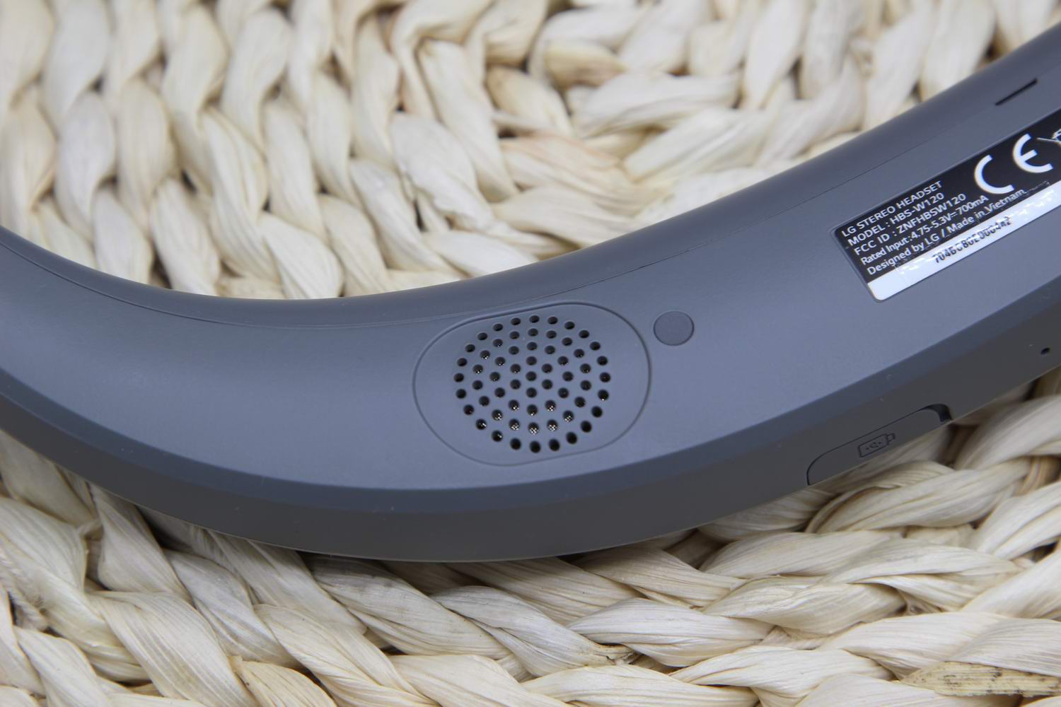 感受身临其境的音效索尼htz9f音响,lghbsw120蓝牙耳机