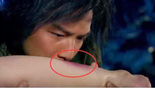 令人捧腹大笑的穿帮镜头,让人爆笑的穿帮镜头