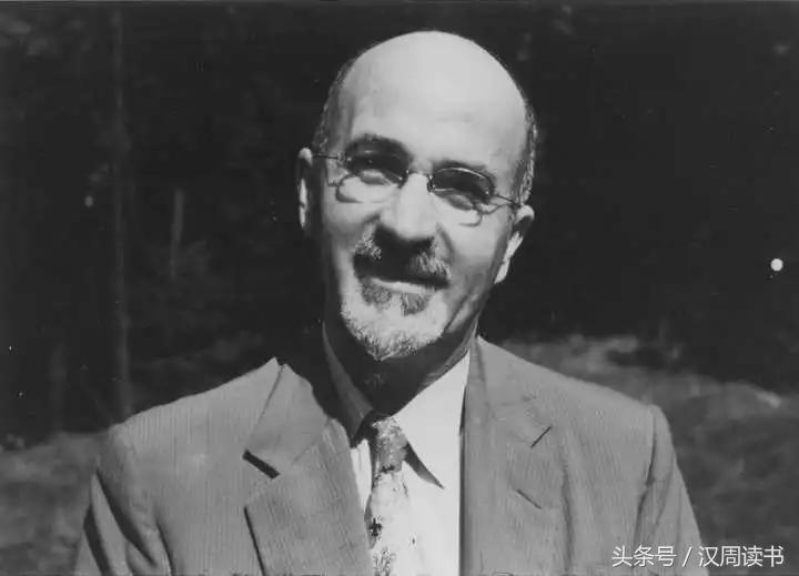 他用一根长钉从眼眶锤入那个人的头颅竟只为了治精神病