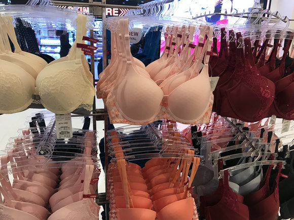 泰国旅游必买品泰国面霜,泰国有什么便宜的好物