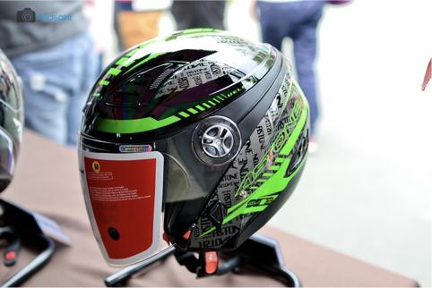 南台车展【SOL/ASTONE/THH】多款彩绘头盔亮相