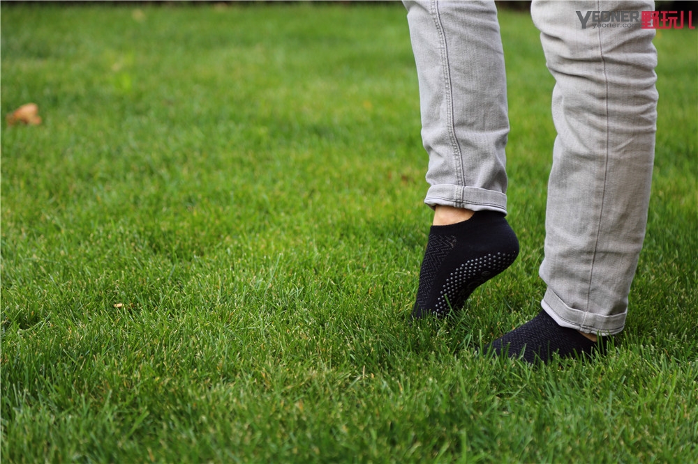 toesox系列防滑男士瑜伽袜大码袜,胶底运动防滑袜测评