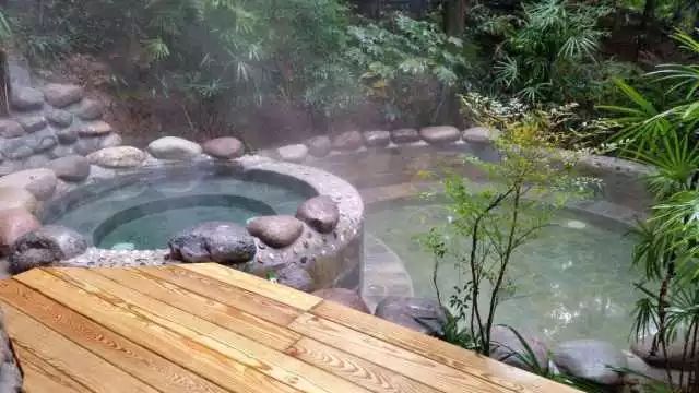 成都周边只泡温泉的地方推荐,成都最全温泉胜地全攻略周末约起