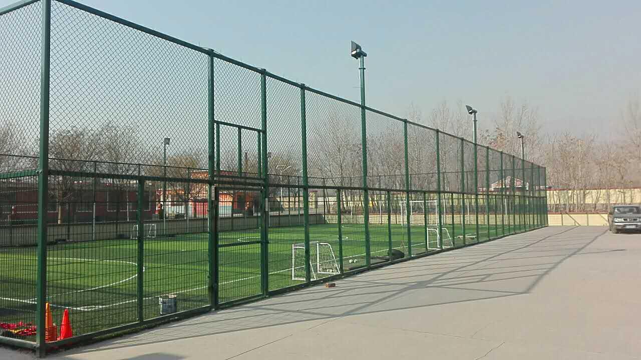 呼市笼式足球场规划,九原区室内足球场