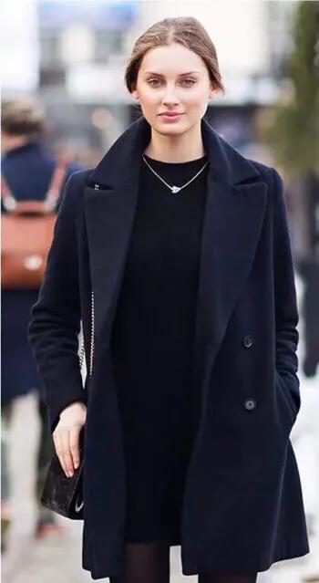 全身黑怎样穿不沉闷,全身黑怎么显高