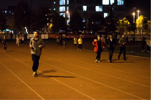 来不及想文案了要去看电影,来不及想