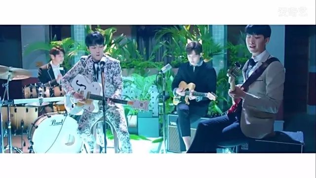 鹿晗和CNblue告诉你这个春天正确的打开方式