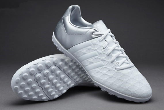 如何让你的女朋友爱上足球的视频,让女朋友彻底爱上足球