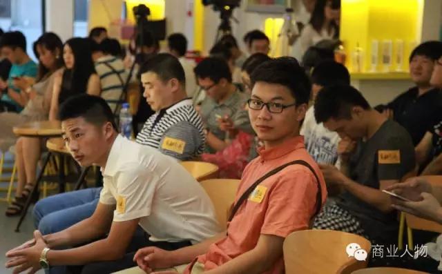 把苦B的创业经历蛋B给你听|创业大街上的另类记录者