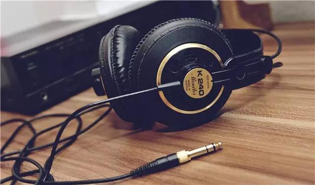 从1千到1万的声音,100到1万耳机对比