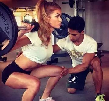 身体不对称怎么调整,左右力量不对称