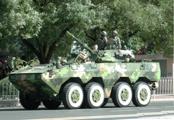 这款游戏完美诠释了汉字的意义,游戏中的中国步战车