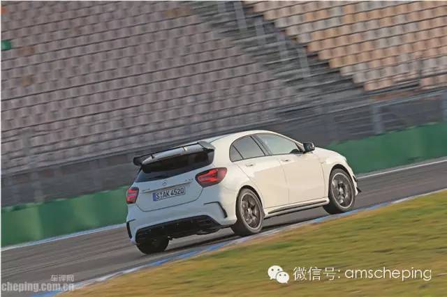 奔驰小钢炮amga45s爆改,奔驰小钢炮amga45原厂排气