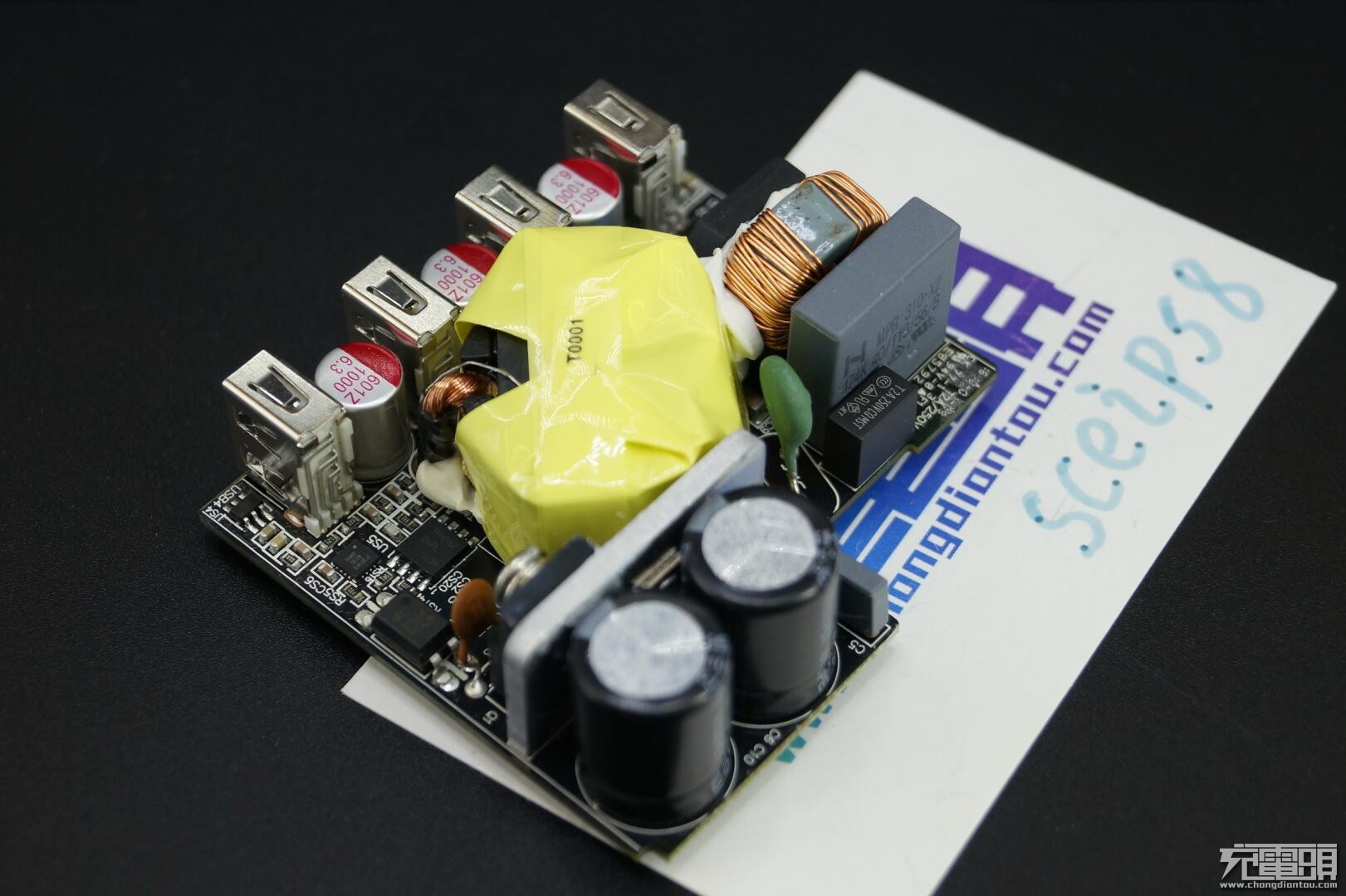 小米gan充电器65w拆解,小米65w双口充电器拆解