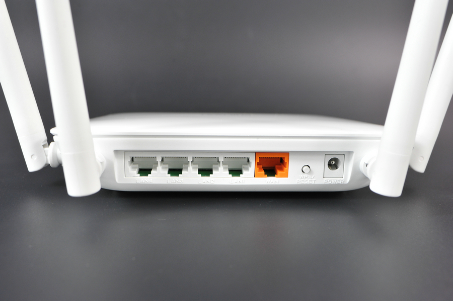 用哪款升级斐讯k2路由器好,斐讯k2升级华为固件