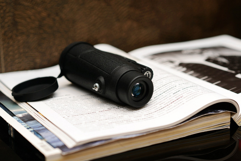 对面妹纸动态全掌握，10X42倍的望远镜体验