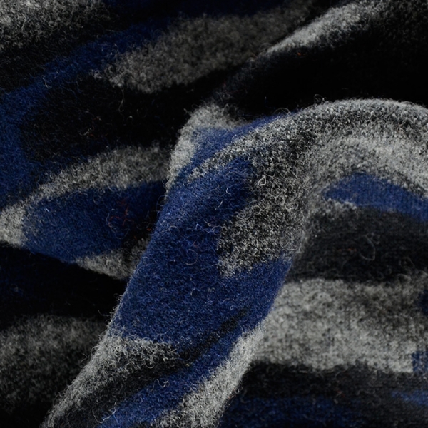 影响服装廓形的重要部位,影响服装颜色的因素