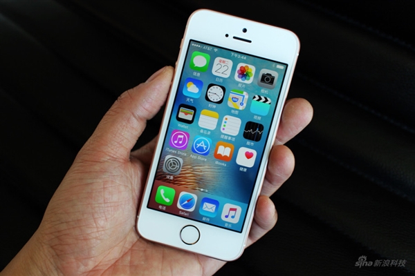 iphonese深空灰开箱,粉色iphone实拍