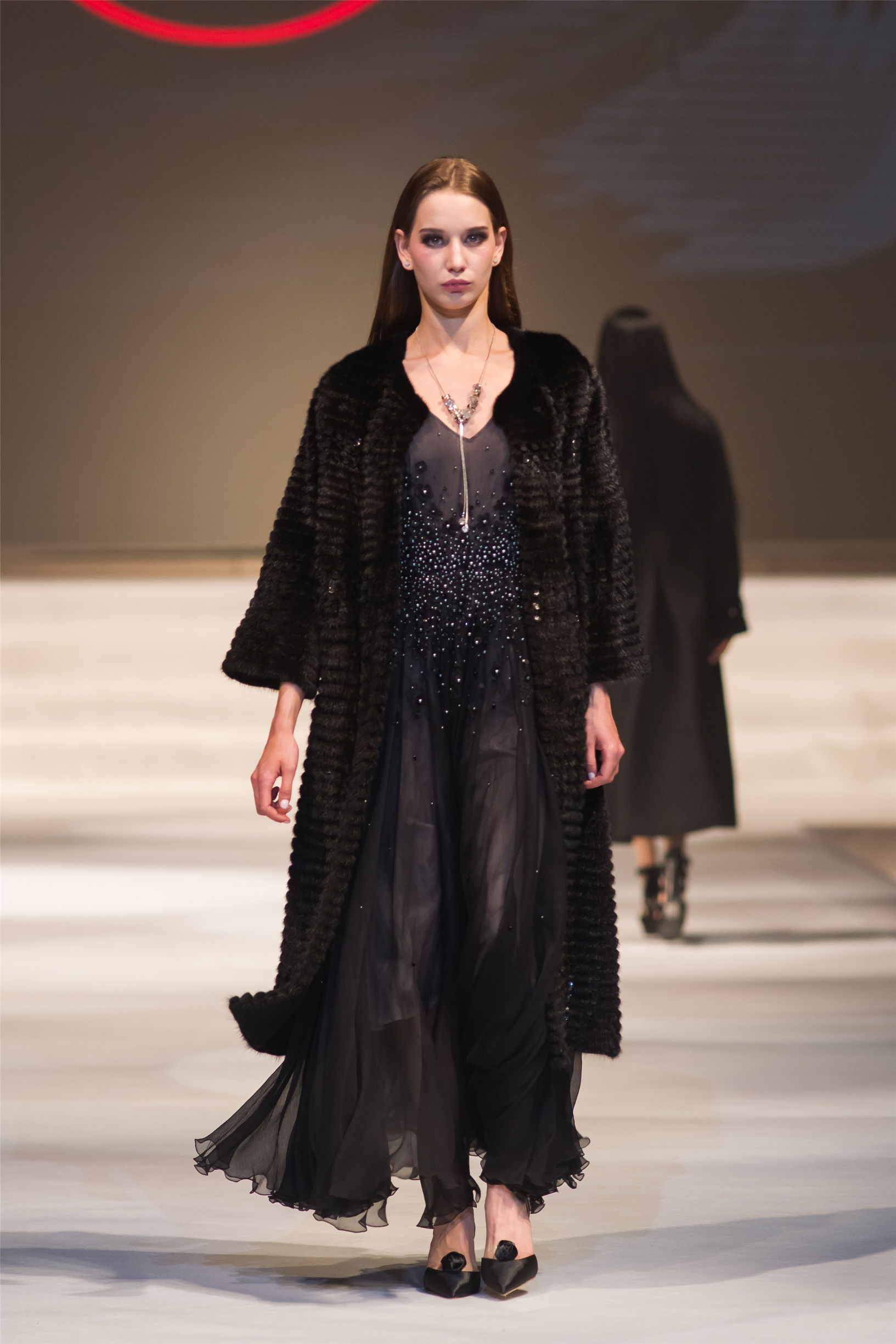 newlook系列2019,newera2023品牌大秀潮燃来袭