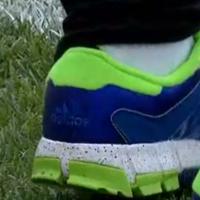 40万处罚根本不在乎，李铁为何将阿迪达斯穿到底？他们土豪？