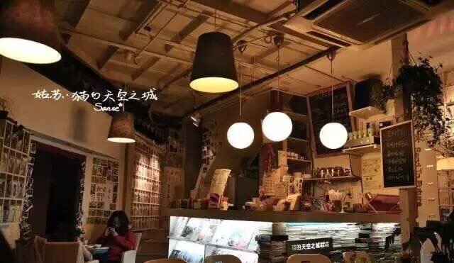 中国最美书店海岱楼钟书阁,杭州最美书店钟书阁