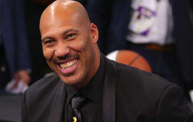 奥尼尔当年对阵波波维奇,波波维奇奥尼尔争球