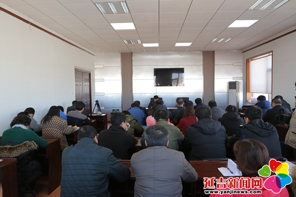 黄炳昊为市环保局机关干部宣讲十九大精神