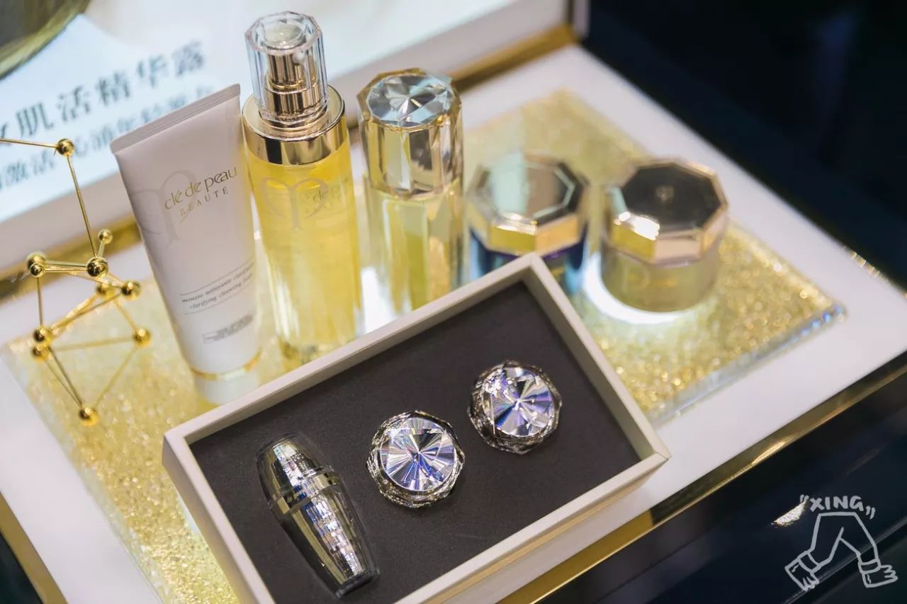 2018褰╁澶х墝鍦ｈ癁濂楄,鍓佹墜褰╁