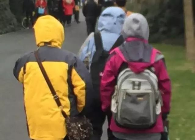 外卖冲锋衣,跑外卖有必要买冲锋衣吗