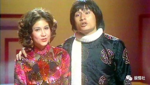 被骗八千万,被得意门生告,送丈夫跑车致其丧命,农场养鸭了余生