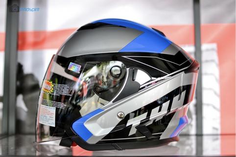 南台车展【SOL/ASTONE/THH】多款彩绘头盔亮相