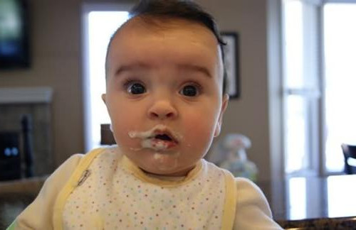 宝宝突然呕吐要怎么处理,宝宝突然呕吐应该怎么处理