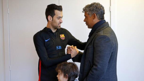 梅西致敬布斯克茨,梅西梦二王朝